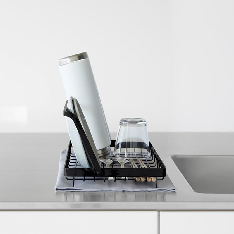 大きめの水筒も安定して干すことができます