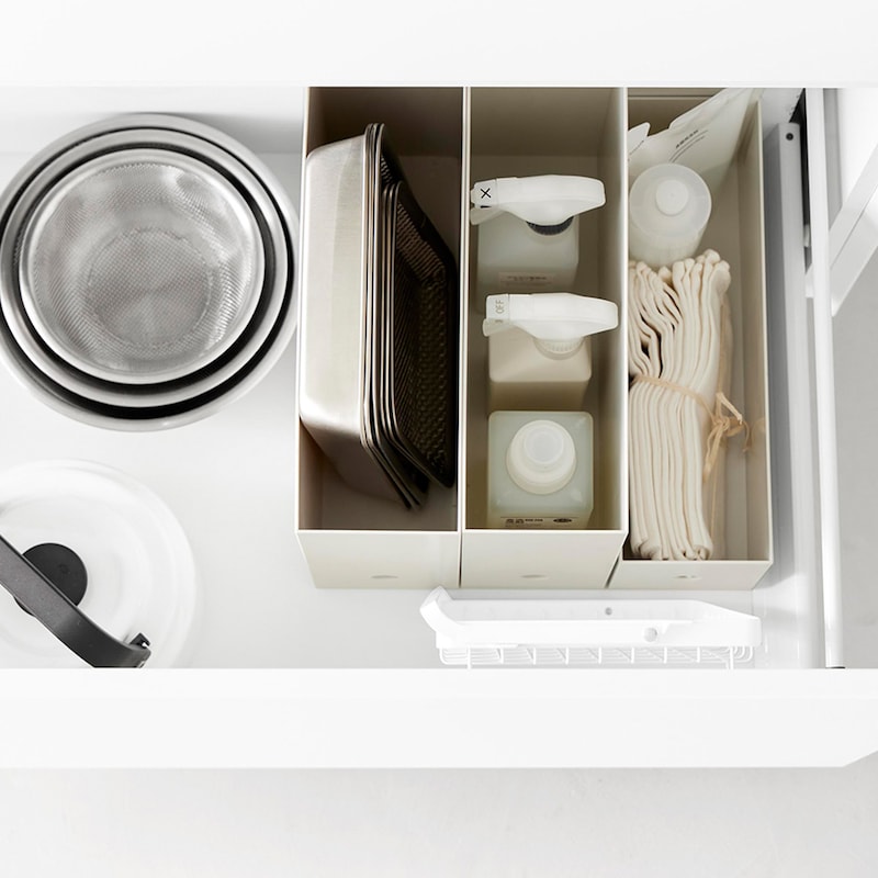 不要な時はコンパクトにたたんで収納できます