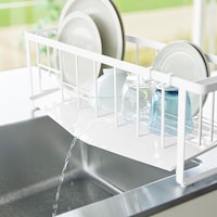 なめらかで水切れが良く衛生的なトレー