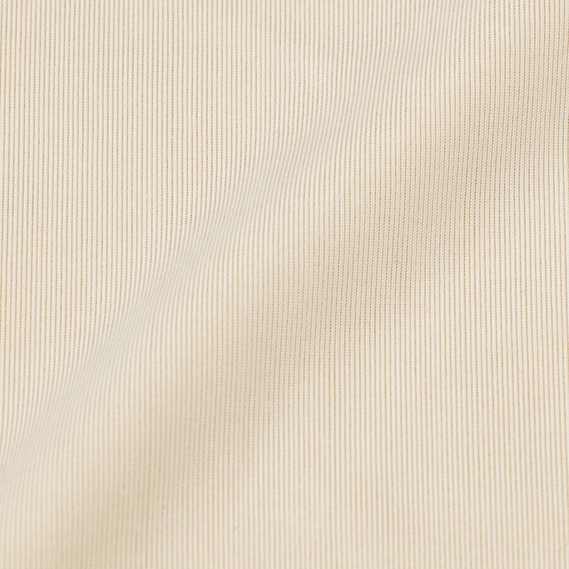 サラッと肌触りのいい背中部