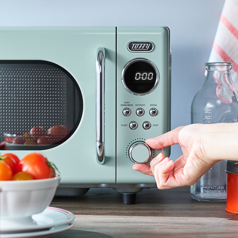 ダイヤルを回し、加熱時間を設定するだけのシンプル操作