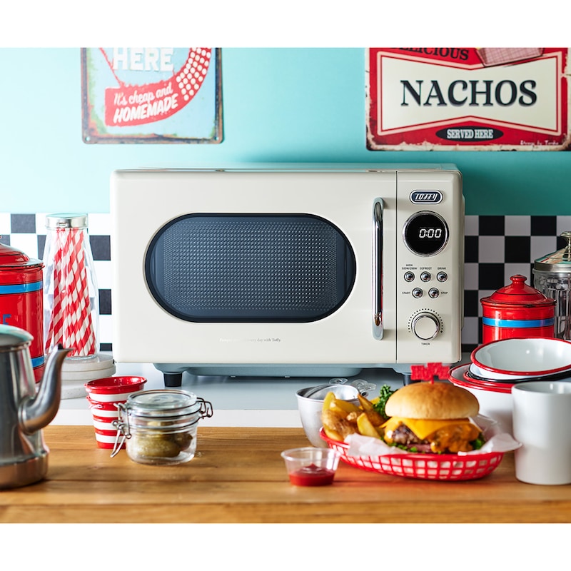 キッチンでひときわ際立つ、ポップな個性