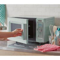 ドリンクやお弁当のあたため、本格的な煮込みや蒸し料理、そしてオーブン調理までおまかせ！