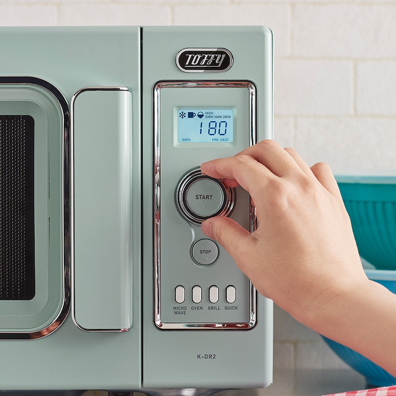 直感的に操作しやすい４つのモードボタンとダイヤル式