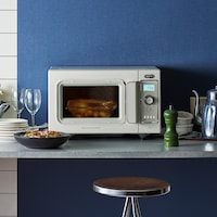 ［QUICK］モードは、重量や容量に合わせた、解凍、ドリンク、ご飯あたための専用加熱モード
