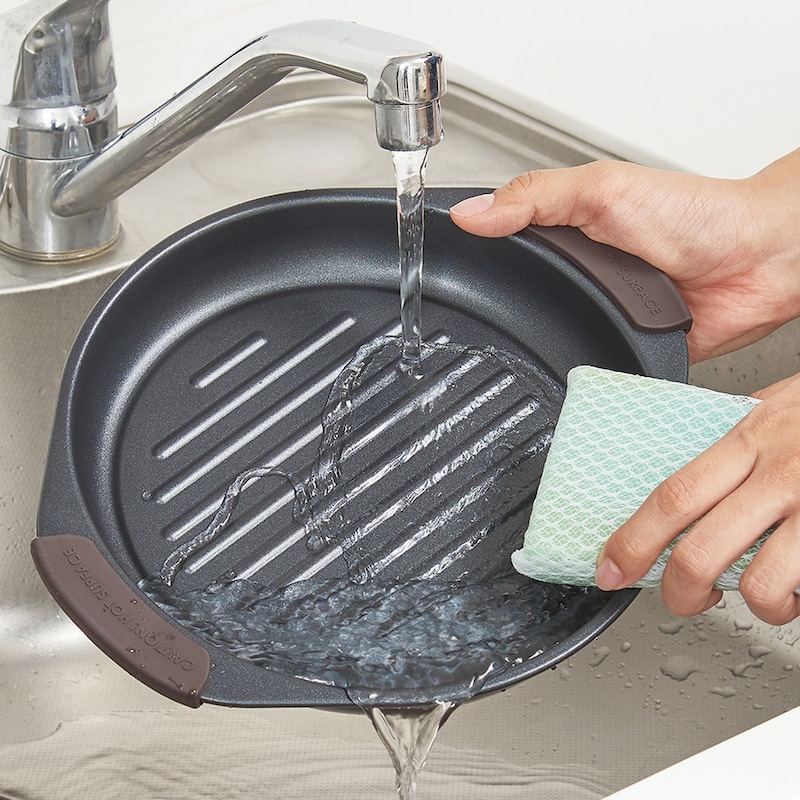 フッ素樹脂加工でお手入れカンタン