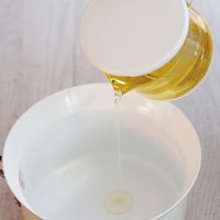 揚げ物で使った油を捨てずに再利用