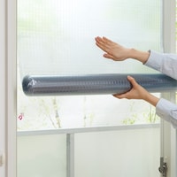 裏面が全面粘着加工なので、水もテープも使わずラクラク