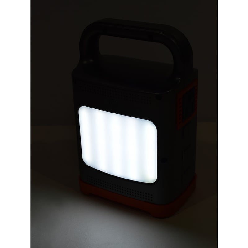 大型LEDライトは3モード切替可能