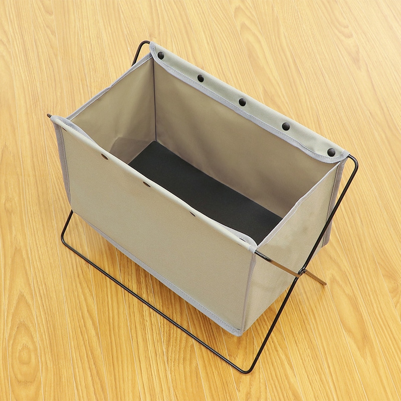 底板付きで生地が歪まず、らくらく収納