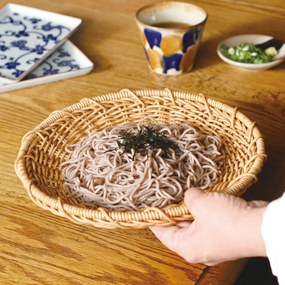 おそばやうどんの盛り付けに