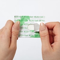 防ダニ／シールをはがして圧縮袋に一緒に入れるだけ
