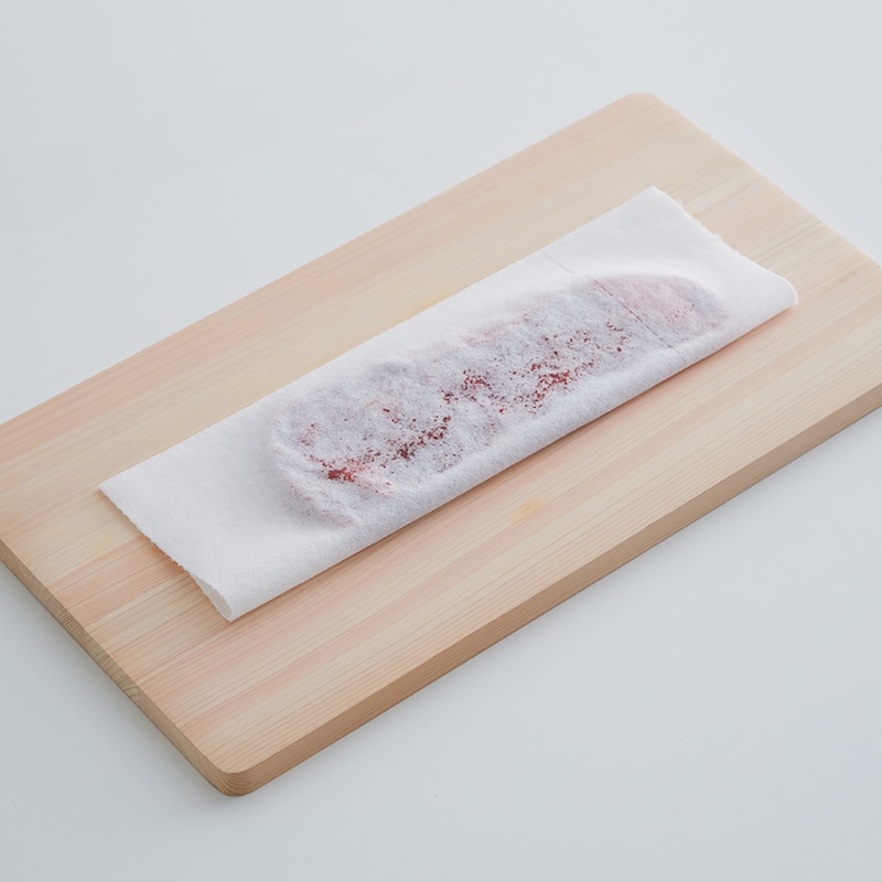 肉と魚から出る水分を吸収、劣化の原因となるドリップをブロック