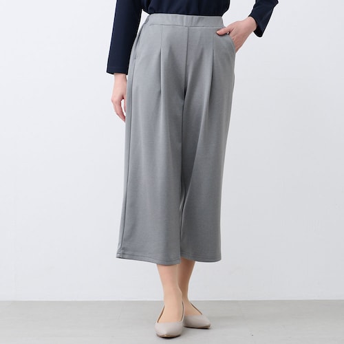 タックワイドパンツ