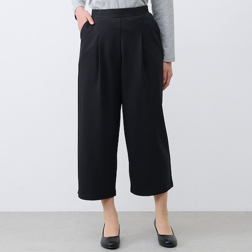 タックワイドパンツ