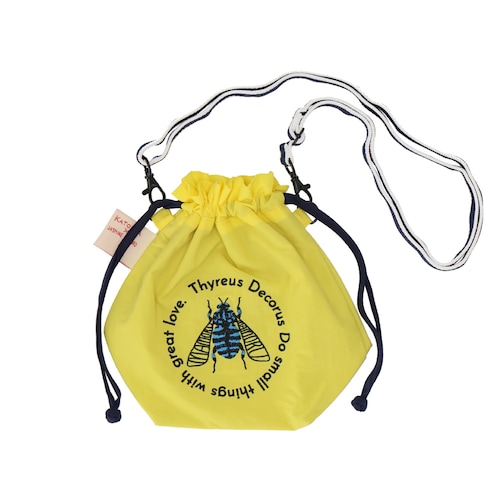 「スマホや小物が、出し入れしやすい」野生動物を守る活動を応援する チャリティ2WAY巾着ポーチ【第2弾】