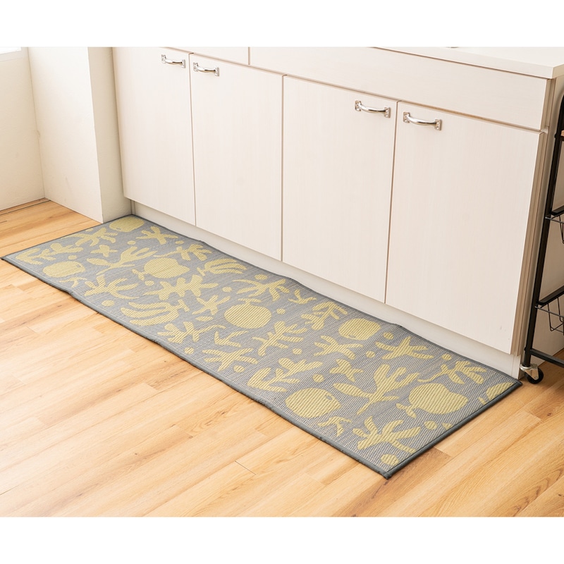 グレー（フルクト）