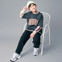 チャコール×サンドベージュ／モデル身長128cm・130サイズ