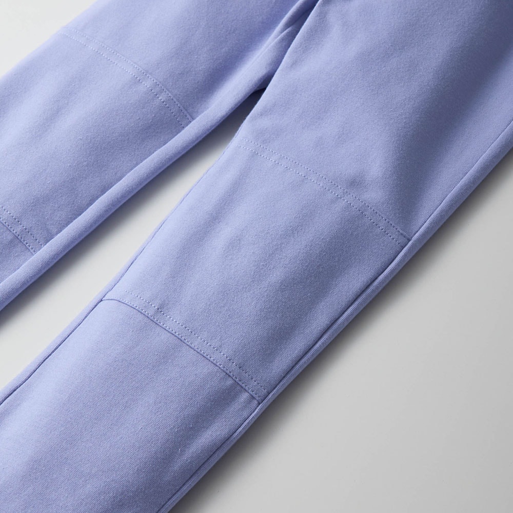 破れやすいひざ部分の生地を2重にして強化