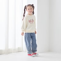 ケミカルウォッシュブルー／モデル身長111cm・110サイズ