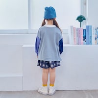 ストーングレー／モデル身長108㎝、110サイズ着用
