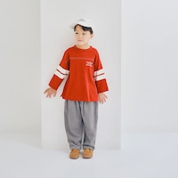 マルーン／モデル身長107㎝、110サイズ着用