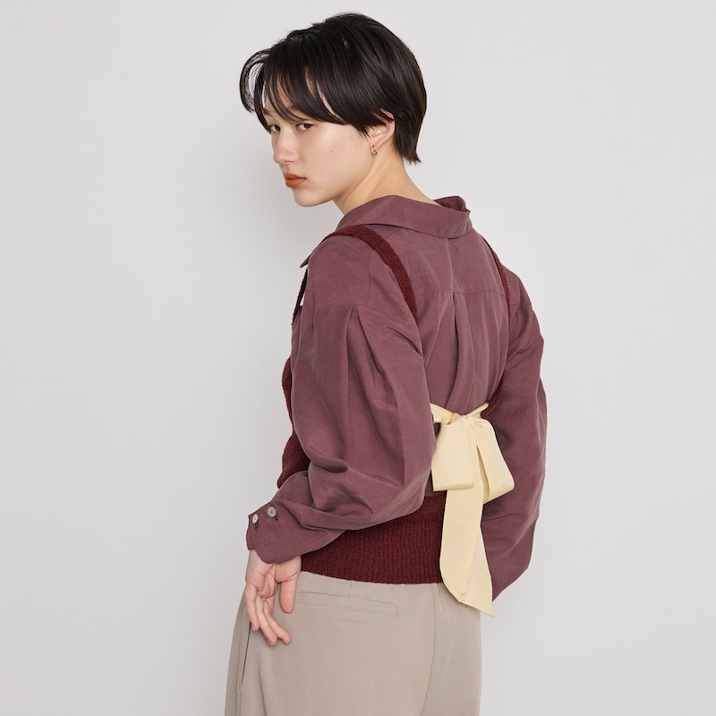 すっきりとしたシルエットで、重ね着しやすい設計