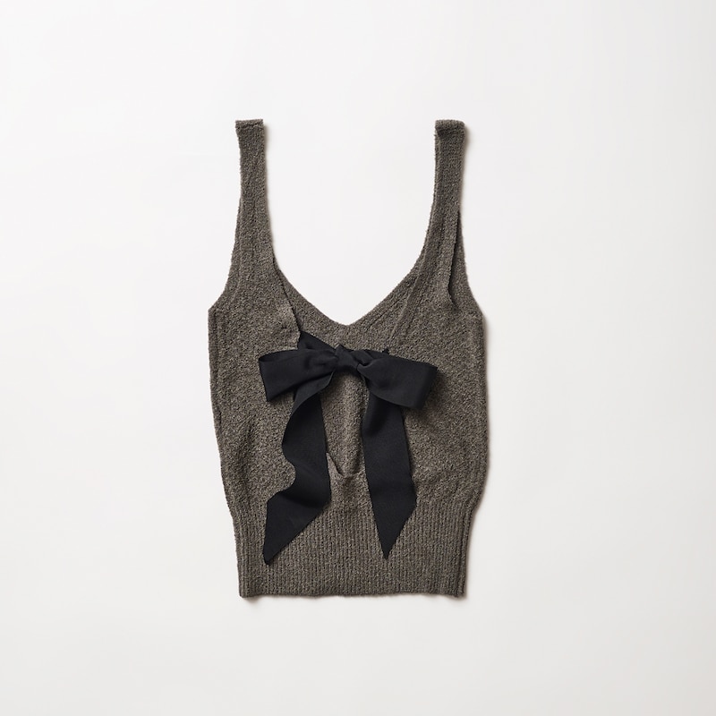 グレー　バック