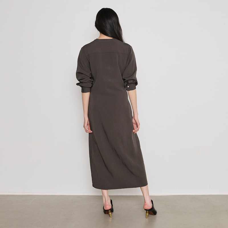 日常にも、きちんとした場面にも馴染む佇まい