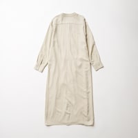 グレージュ　バック