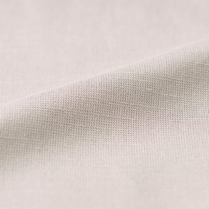 麻混素材特有のネップがあり、ナチュラルで温かみのある表情や雰囲気が楽しめます