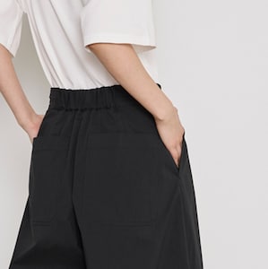 サイドポケット付きで実用性も◎