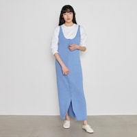 縦のラインを強調し、すっきりとしたバランスに