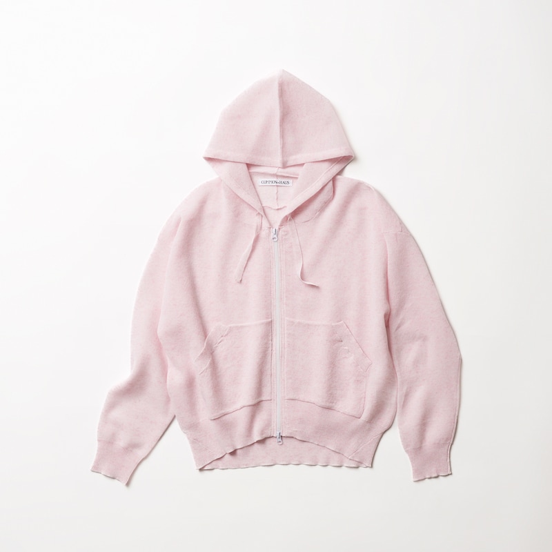 軽くて持ち運びしやすく、羽織としても活躍