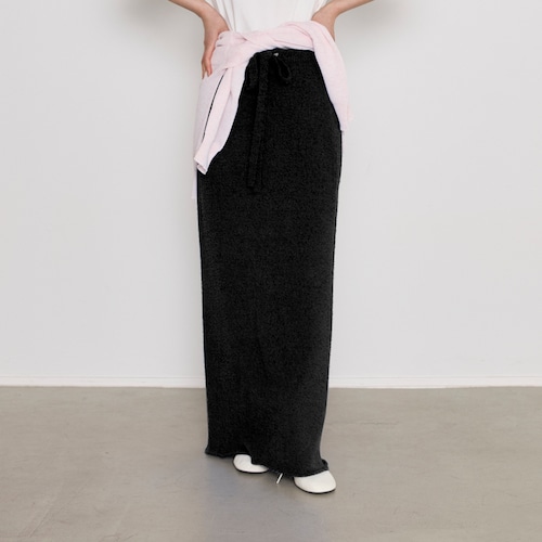 テクスチャ―マキシニットスカート