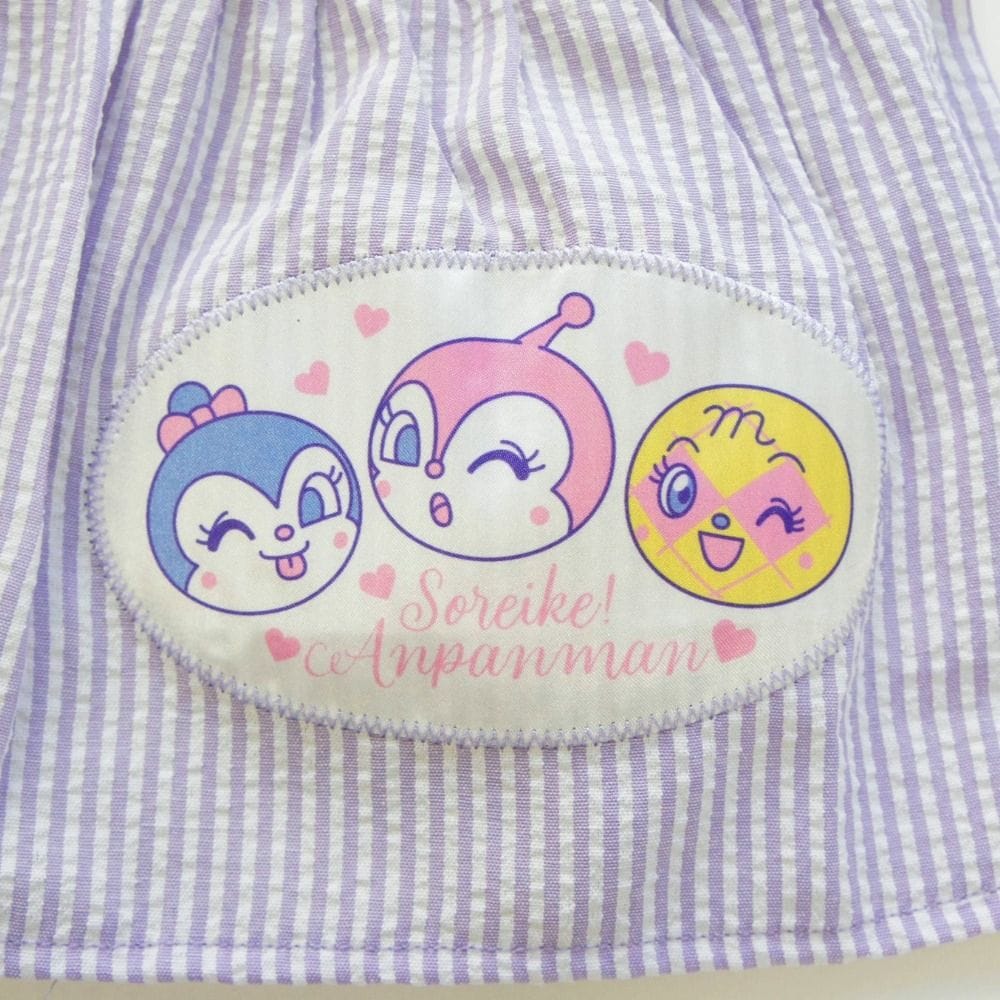 左裾にプリントアップリケ