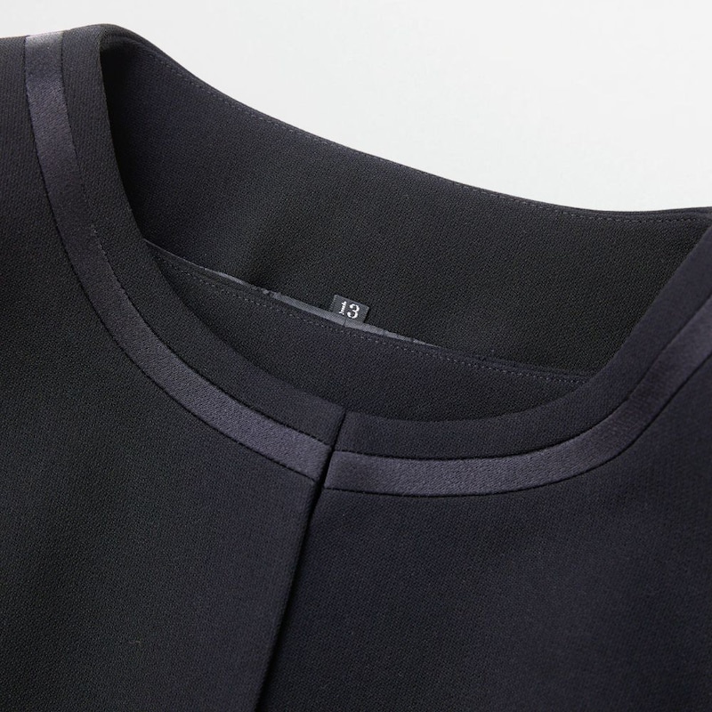 ジャケット：襟部分