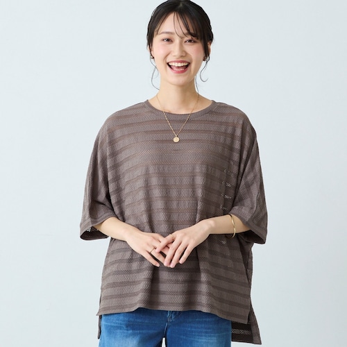 透かし柄サイドスリットプルオーバー