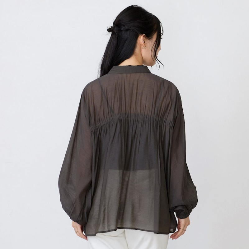 モデル身長167cm／Ｍ～Ｌサイズ