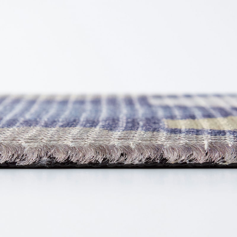 立体メッシュの中に砂をしっかり確保