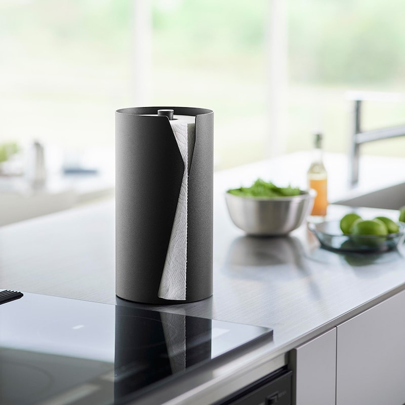 ロールタイプのキッチンペーパーを隠して収納できるスチール製ペーパーホルダー