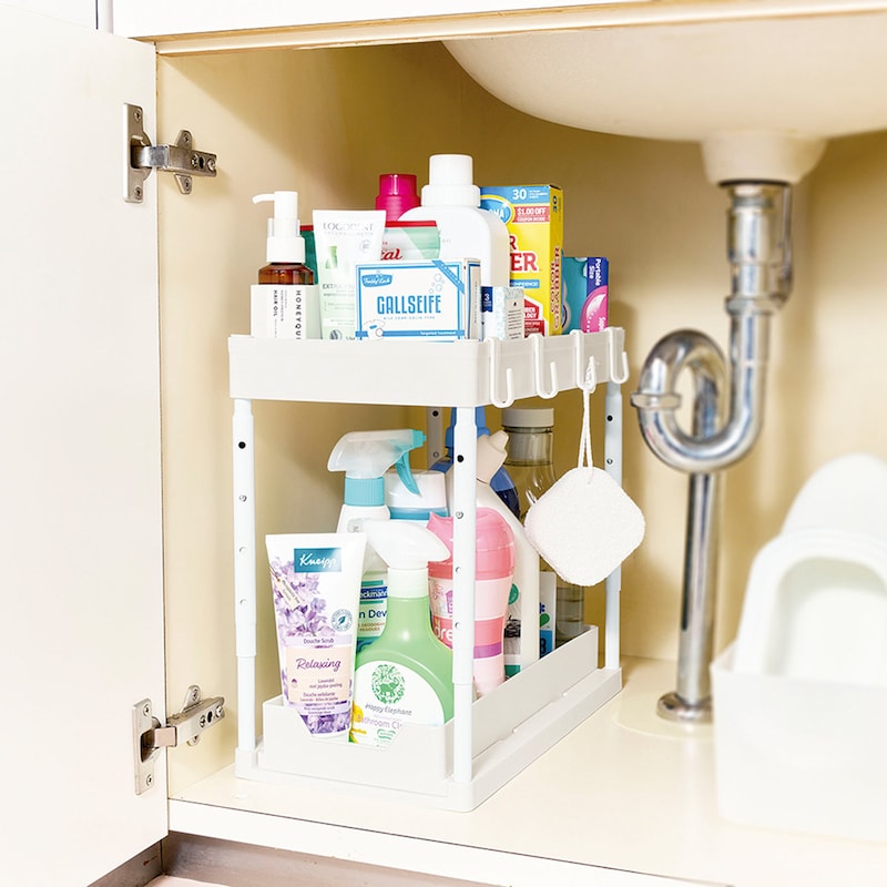 洗面台下やストック棚としても活躍します