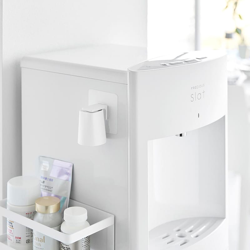 洗面台やウォーターサーバー横などに設置すると、使いたい時にサッと手に取ることができ、サッと戻せます