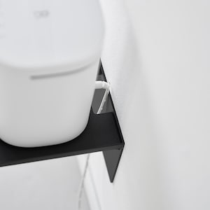 配線コード用のスリット付き