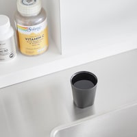 処方薬やサプリメントの飲み忘れがないように、使う場所にコップをスタンバイしておけます