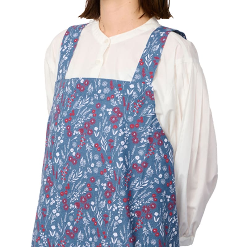 安定感のある太めの肩ひもで、ズレ落ちにくくなっています