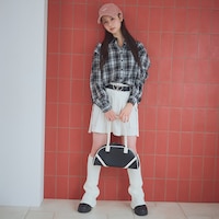 ブラック系チェック／モデル身長158cm・サイズJ-M