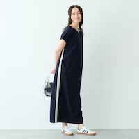 モデル身長165cm／Ｍ　※写真は撮影用のため身丈+6cmになります。