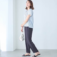モデル身長168cm／M ※写真は撮影用のため股下+4cmになります。