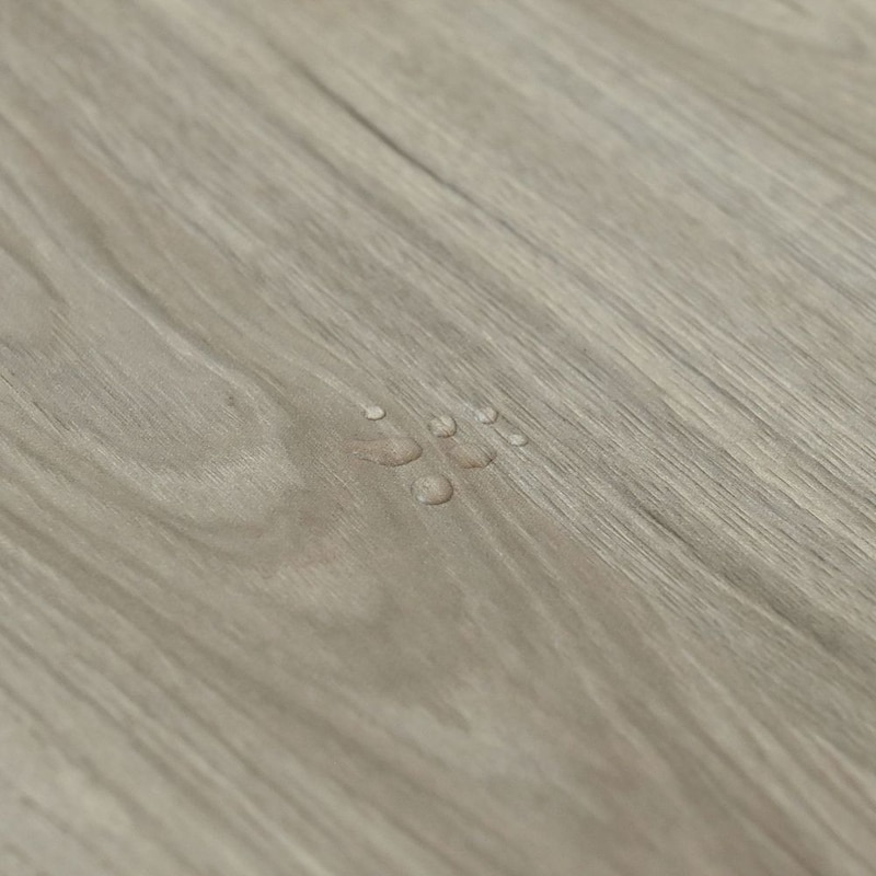 素材アップ　天板は液体をこぼしても染み込みにくく、汚れもサッと拭き取れます